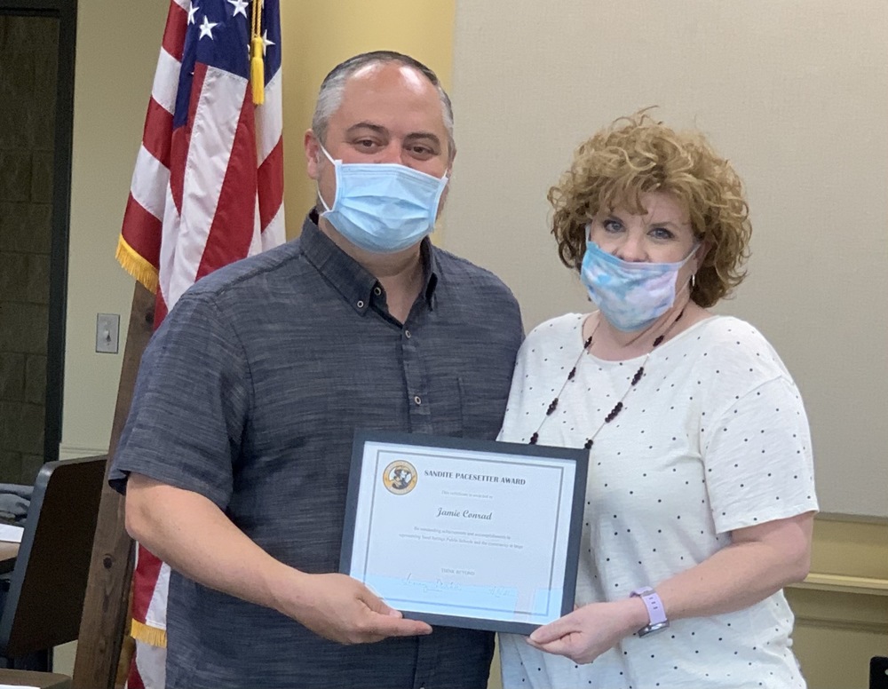Jamie Conrad, SSPS 21st CCLC Coordinator received the Sandite Pacesetter Award at last night's Board of Education Meeting