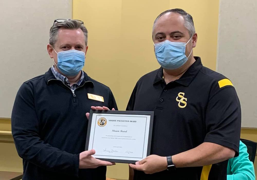 Shawn Beard Receives Sandite Pacesetter Award