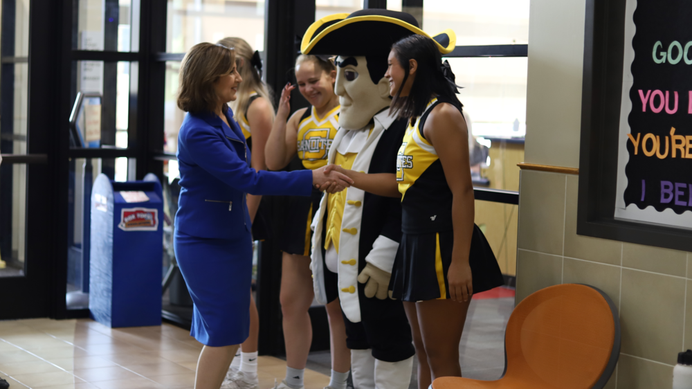 State Superintendent Joy Hofmeister Meeting Sand Springs Cheerleaders and Mascot